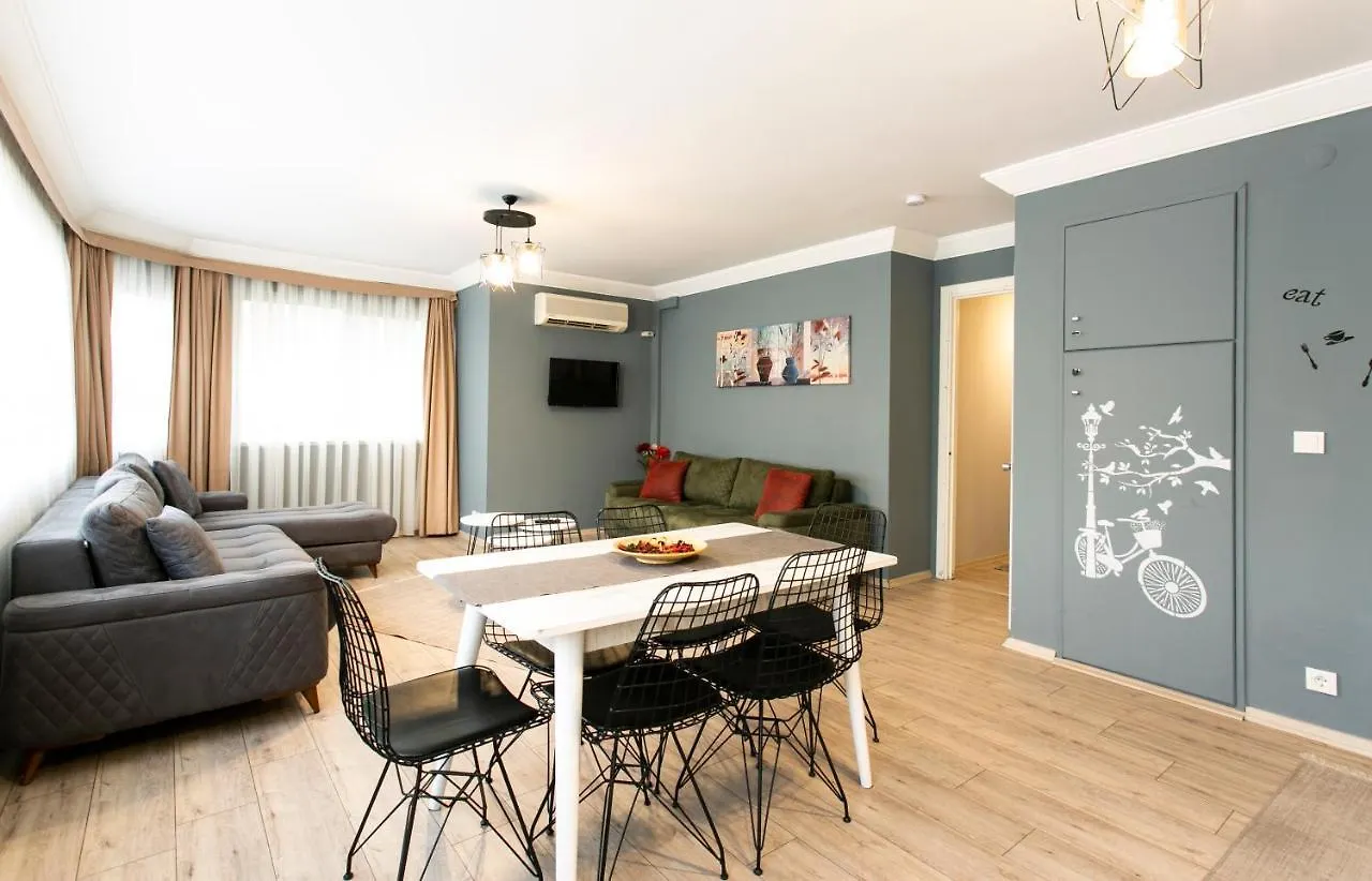 Sirena'S Suites اسطنبول بيت ضيافة
