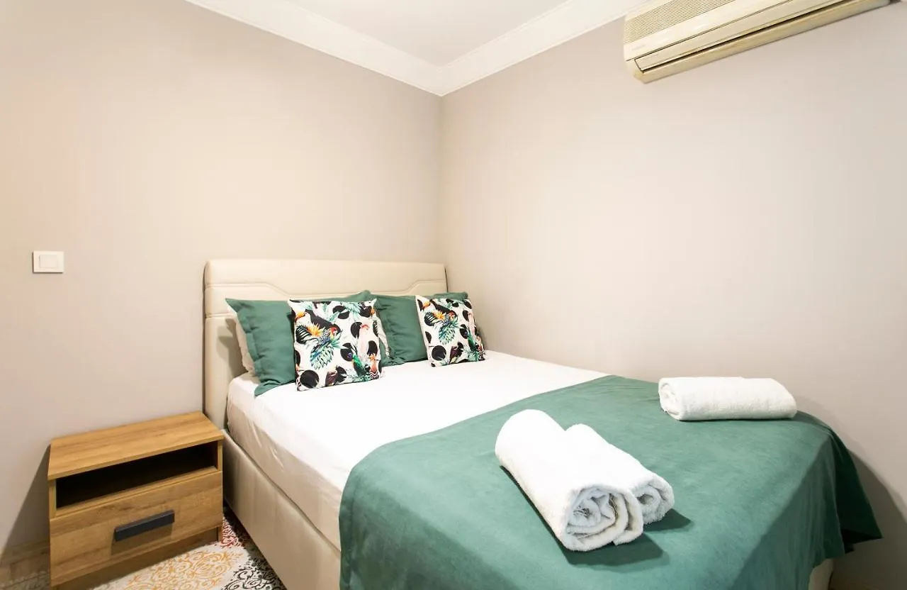 Sirena'S Suites اسطنبول بيت ضيافة